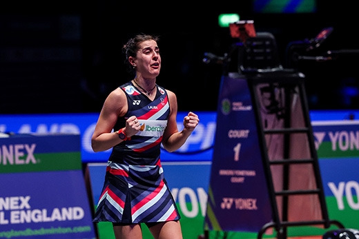 キャロリーナ・マリンが復活 V 「アストロクス88」が男女ダブルスを